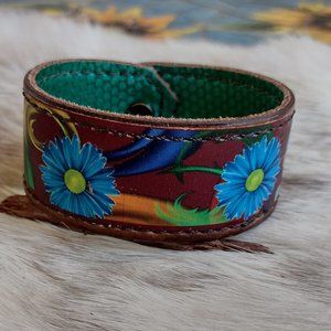 Custom leather bracelet